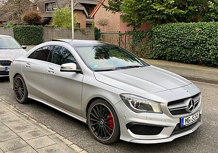 Mercedes-Benz CLA 45 AMG SPEEDSHIFT DCT 4MATIC AMG