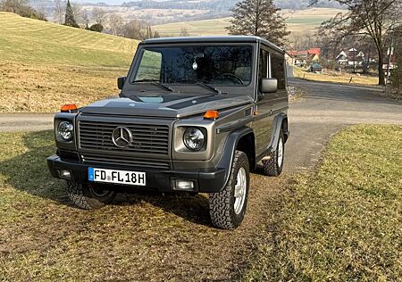 Mercedes-Benz G 300