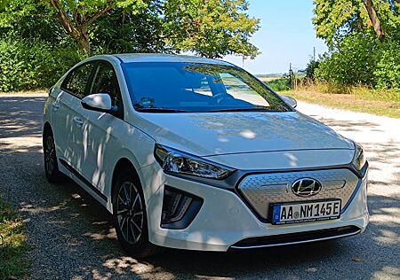 Hyundai Ioniq ELEKTRO Trend 1. Hand Garantie