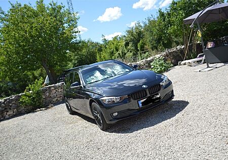BMW 320d Touring Luxury Line