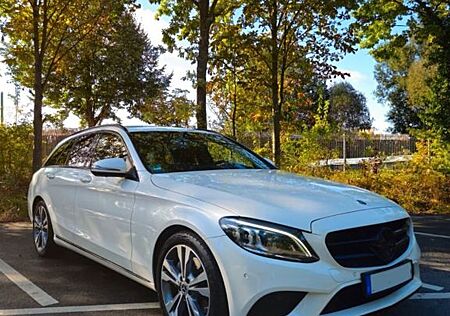Mercedes-Benz C 300 C300T Business, Unfallfrei, Scheckheft, Serv.neu