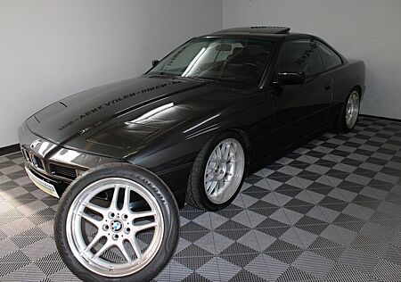 BMW 850i V12 D-Auto M Räder Service NEU History