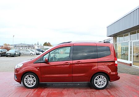 Ford Tourneo Courier Titanium