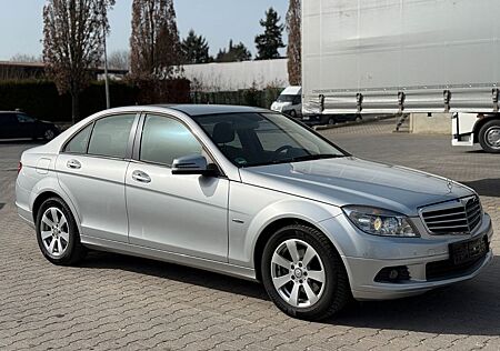 Mercedes-Benz C 180 CGI BlueEfficiency Auto. *AHK. *Tempomat