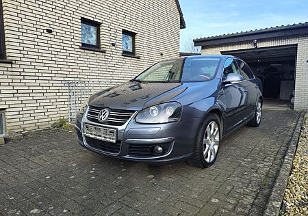 VW Jetta Volkswagen 2.0 TDI 125 kW DPF Sportline Sportline