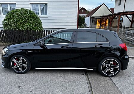 Mercedes-Benz A 45 AMG 4MATIC AMG