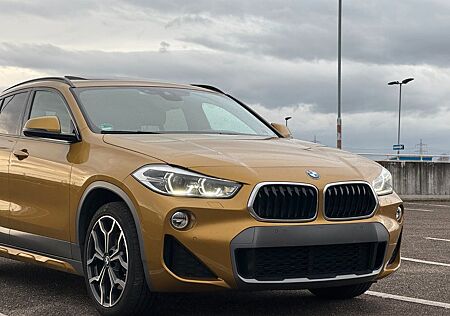 BMW X2 xDrive 20 i M Paket Sport X Kamera Pano LED