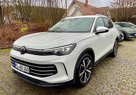 VW Tiguan Volkswagen 1.5 eTSI 110 kW Elegance