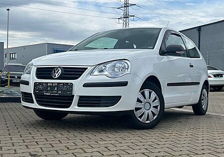VW Polo Volkswagen Trendline/Klima/ZV/Servo/Radio-CD/TÜV 01-27