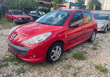 Peugeot 206 + 1.1 Klima ABS ZV PDC