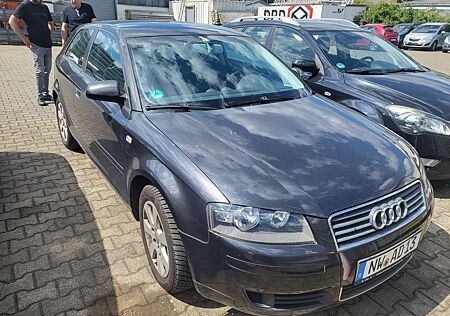 Audi A3 1.6 Ambiente Ambiente