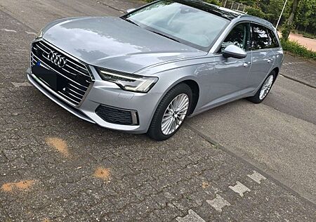 Audi A6 40 TDI S tronic Avant -Stdhz.PanSD. Matrix.