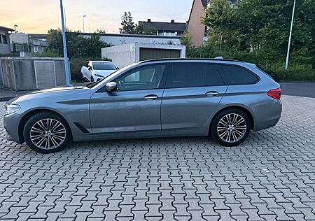 BMW 520d Touring A - Sportline