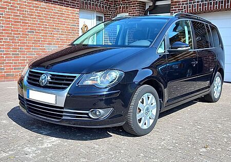 VW Touran Volkswagen 1.6 Freestyle LPG/AHK/NAVI/SH/BLUETOOTH