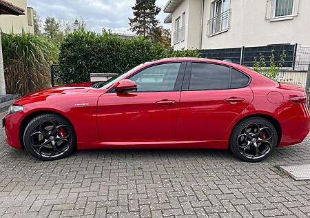 Alfa Romeo Giulia 2.0 Turbo 16V 206 kW AT8-Q4 Veloce - Voll