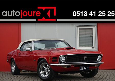 Ford Mustang Convertible V8 302 Automatic