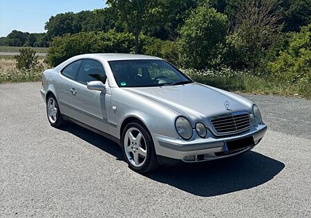 Mercedes-Benz CLK 200 ELEGANCE