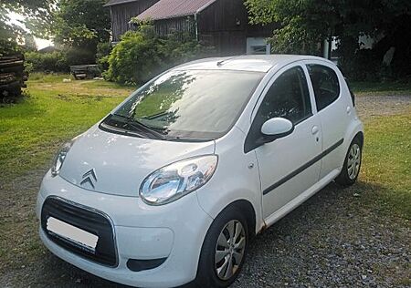 Citroën C1 1.0 Style, 8-fach bereift, TÜV bis 03/26