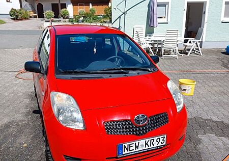 Toyota Yaris 1,0 2008 TÜV 10/2026 TOP 50KW FP