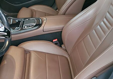 Mercedes-Benz E 300 e T, Avantgard Leder SHz v./h. AHK