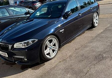 BMW 525d xDrive Touring A -