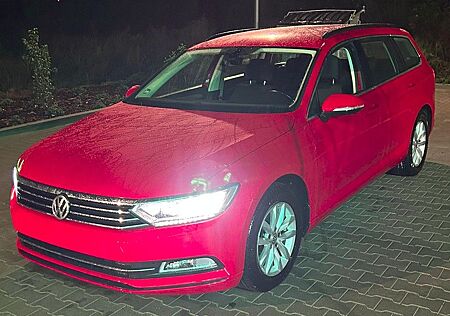 VW Passat Variant gebraucht kaufen VW Passat Variant Volkswagen 1.6 TDI DSG Comfortline Varia...
