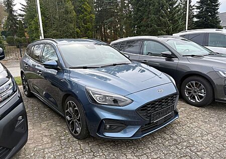 Ford Focus Turnier ST-Line