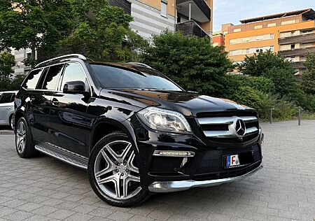 Mercedes-Benz GL 350 GL350 BlueTec 4Matic AMG/Sport/7Sitze/Pano/SoftC