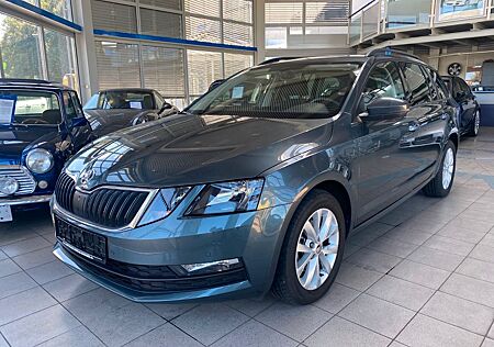 Skoda Octavia Combi Ambition DSG