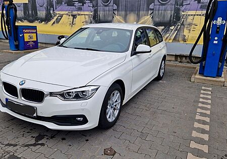 BMW 318d Touring Advantage Advantage