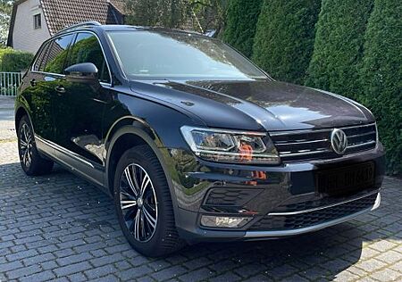 VW Tiguan Volkswagen 2.0 TSI 132kW DSG 4MOTION Highline Hi...