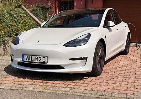 Tesla Model 3 2021 Allradantrieb Long Range