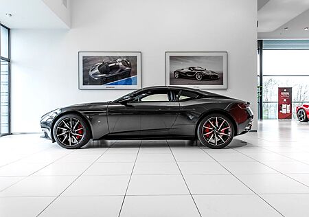 Aston Martin DB11 5.2 V12 Launch Edition