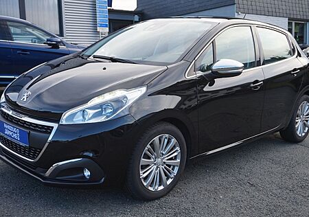 Peugeot 208 Allure110 Navi;Sitzheizung;Tempomat;Panodach