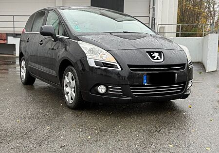 Peugeot 5008 2.0 Family plus HDi FAP 150 Family plus