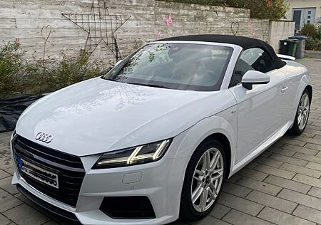 Audi TT Roadster 2.0 TFSI S tronic - Gletscherweiss