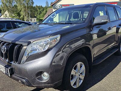 Toyota Land Cruiser 3.0 D-4D -Zuverlässiges Raumwunder