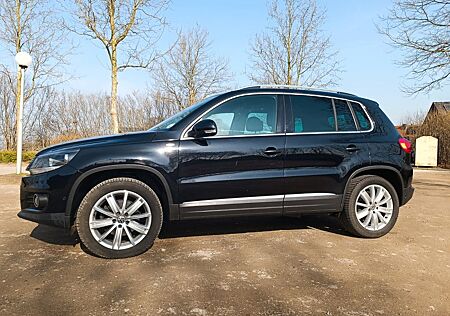 VW Tiguan Volkswagen 2.0 TDI BlueMotion Technology LIFE LI...