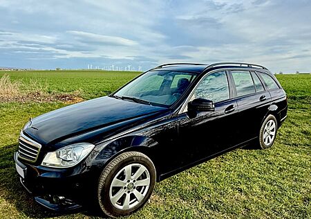 Mercedes-Benz C 180 T BlueEFFICIENCY -