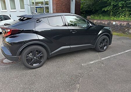 Toyota C-HR 2.0-l-VVTi Hybrid Team Deutschland Team...