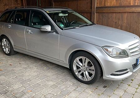 Mercedes-Benz C 250 CDI 4MATIC T 4x4 ALLRAD Autom. AVANTGARDE