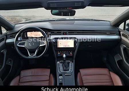 VW Passat Variant Volkswagen Passat 2.0 TDI R-Line Ext Pano Digi DCC Kam AHK