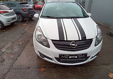 Opel Corsa D Color Edition