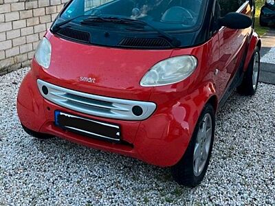 Smart ForTwo City Coupé pulse rot schwarz TÜV 05/2027