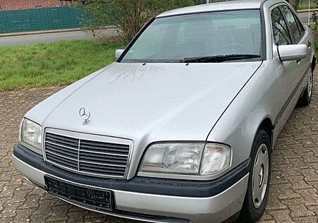 Mercedes-Benz C 200 *Schiebedach *gepflegtes Fahrzeug