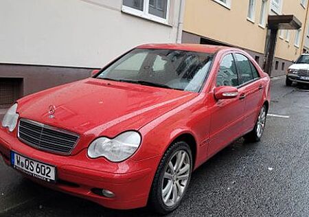 Mercedes-Benz 230 Mercedesc-Benz C 200 CDI TŰV Rostfrei 6 Gangsch