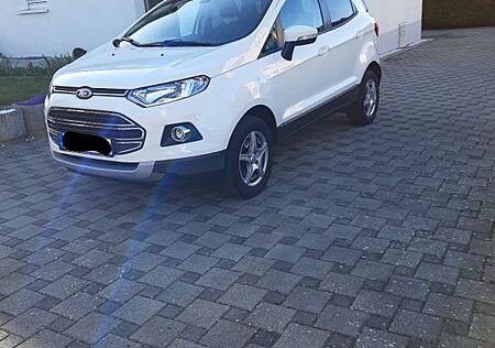 Ford EcoSport 1,5 Ti-VCT PowerShift Titanium Titanium