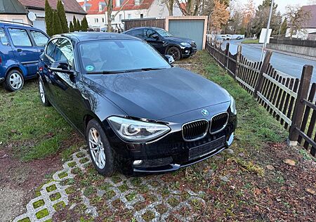 BMW 114i -