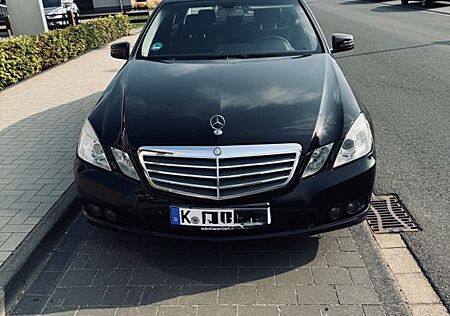 Mercedes-Benz E 200 CDI BlueEFFICIENCY - Automatik