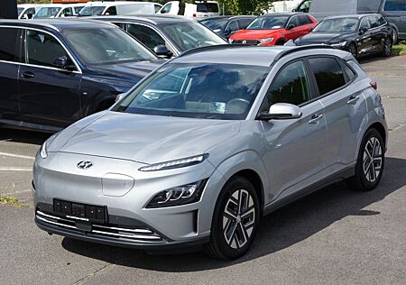 Hyundai Kona Elektro Trend*ACC*KAM*HUD*APP*WIPA*64kWh*